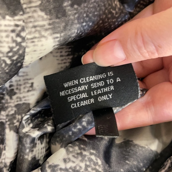 EUC Wilson Leather asymmetric jacket - Picture 7 of 8